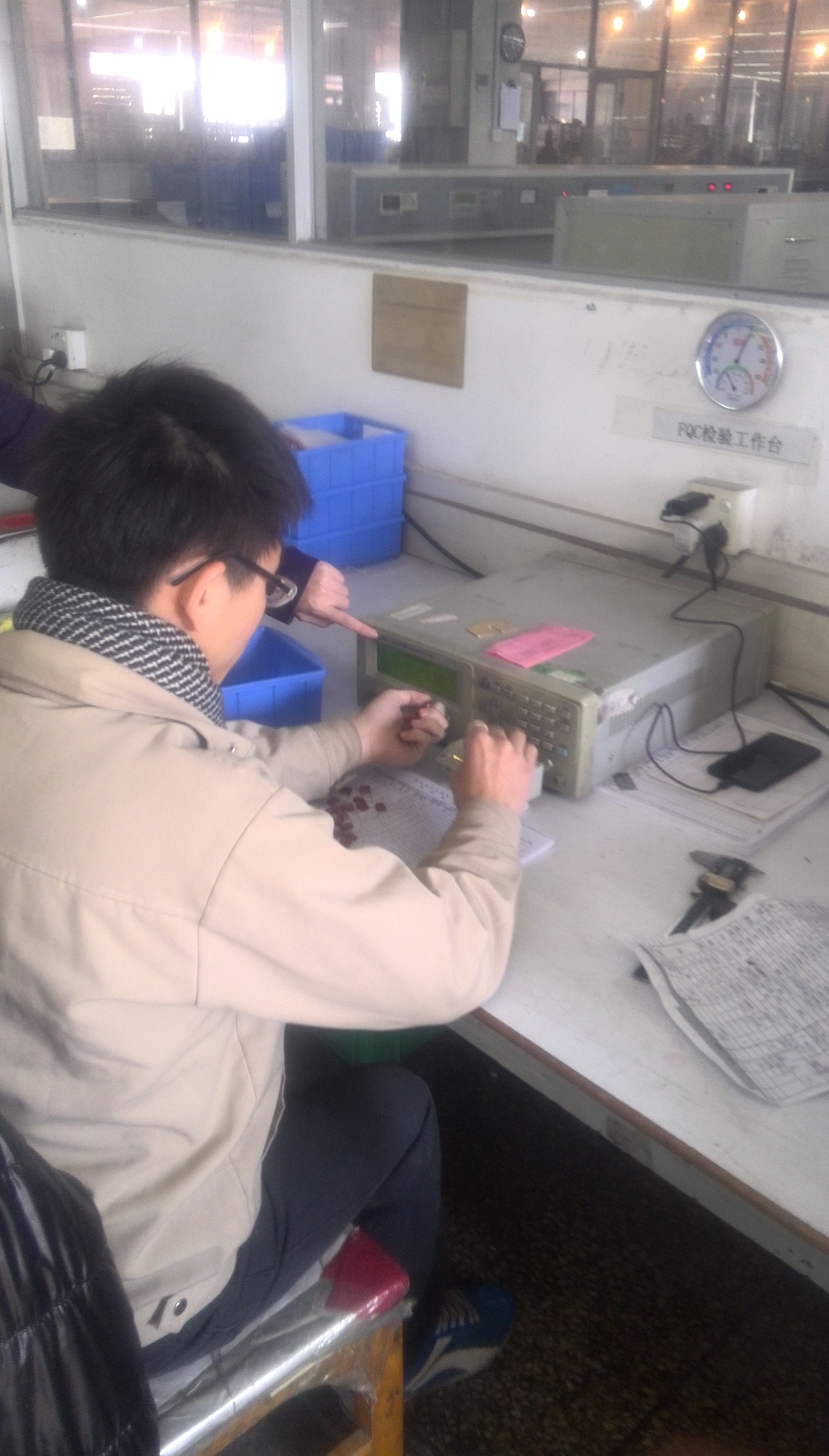 輸入濾波電容測試中 輸入濾波電容測試中